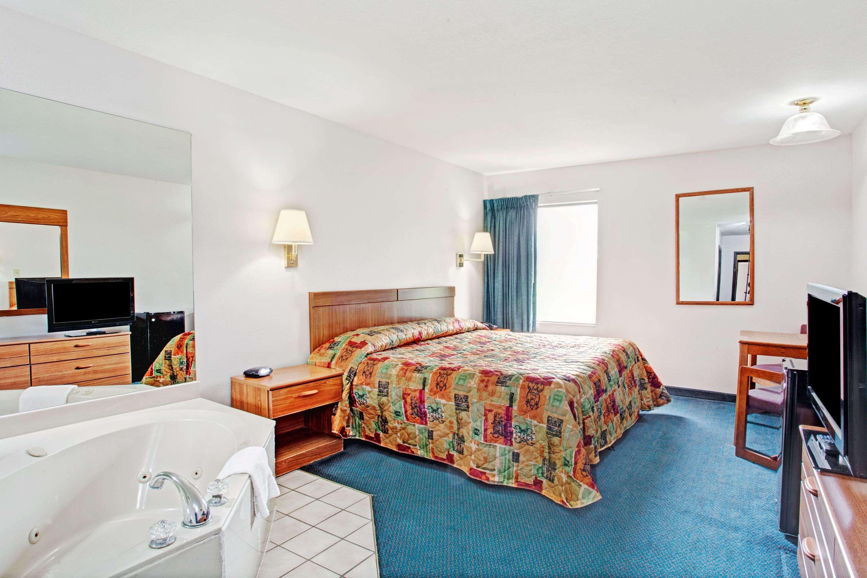 Hotel Super 8 By Wyndham Olive Branch Exterior foto